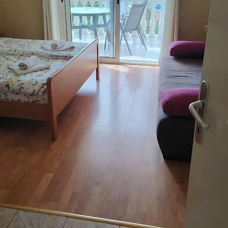 Comfort Rijeka - With Balcony And Sea View 4 *