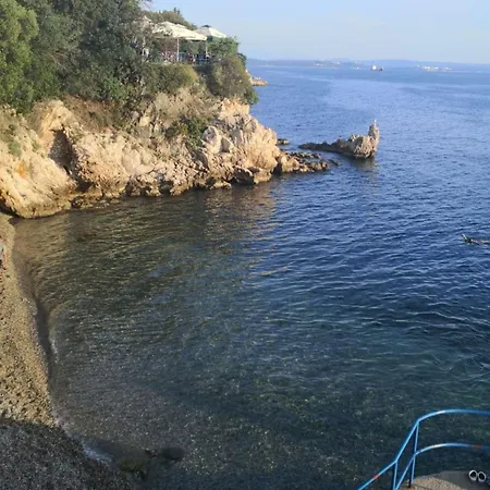 Comfort Rijeka - With Balcony And Sea View 4 Διαμέρισμα Kostrena